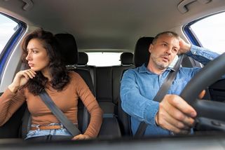 V posteli už vám to tak dobře nejde? Stud nepomůže, svěřte se lékařům